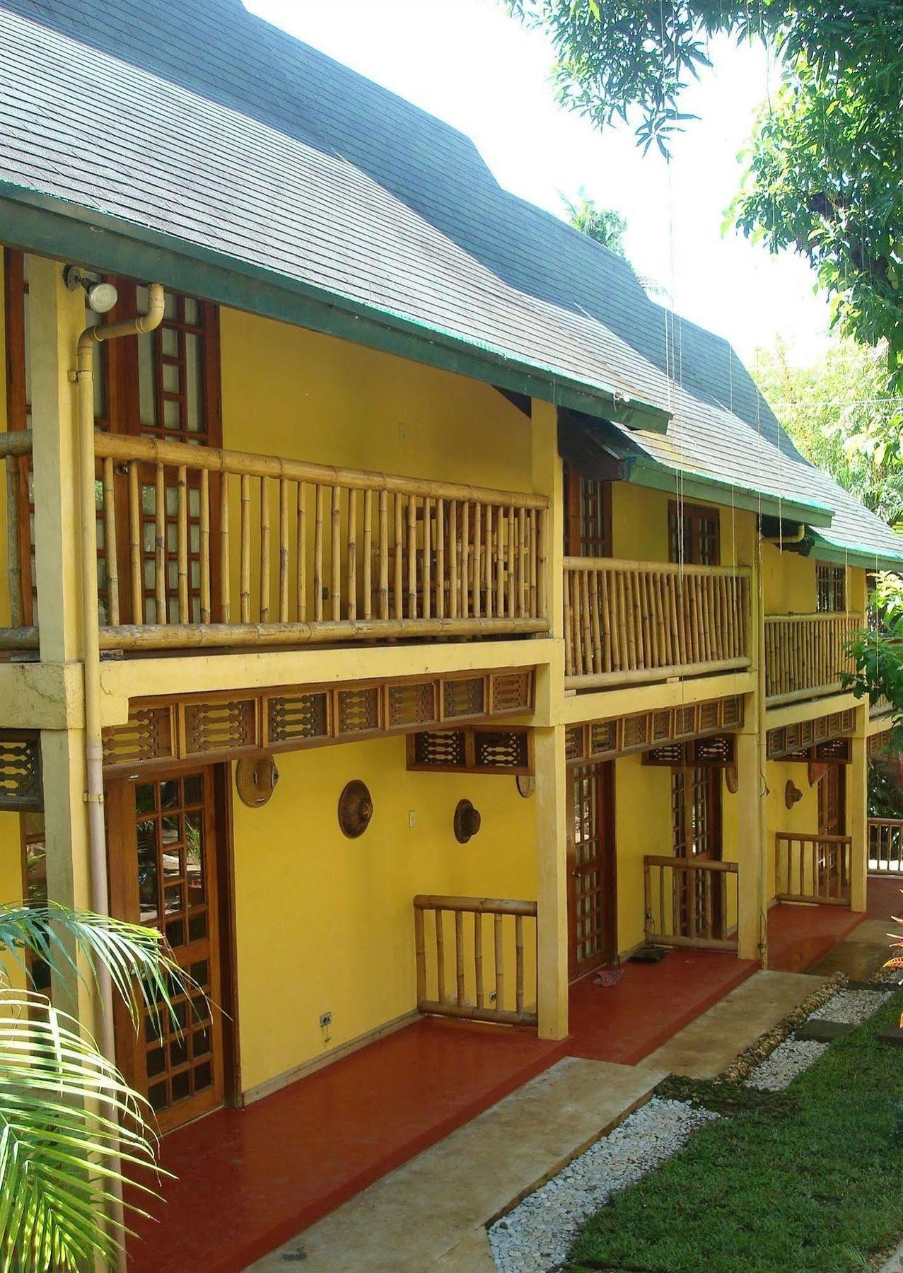 Sun Garden Hilltop Resort Manoc-Manoc Bagian luar foto