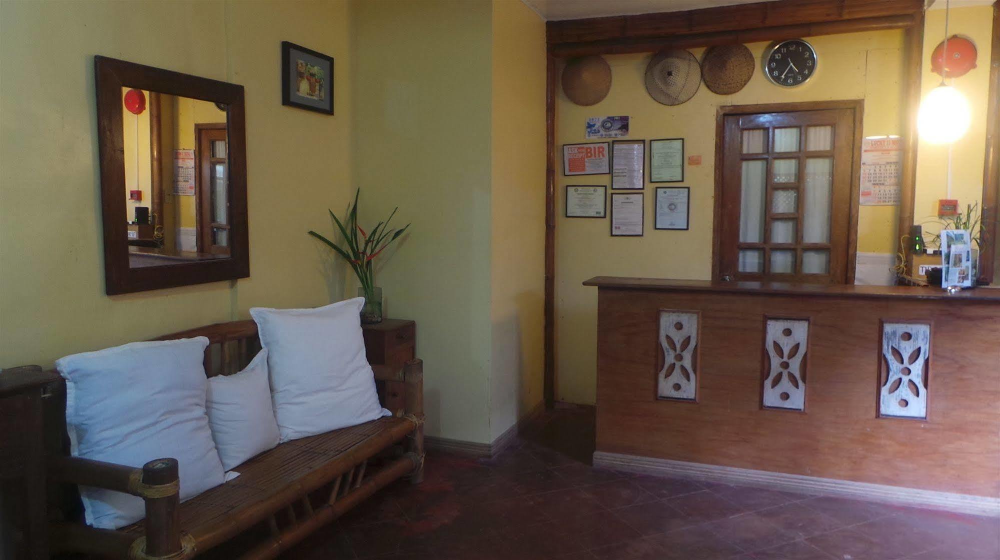 Sun Garden Hilltop Resort Manoc-Manoc Bagian luar foto